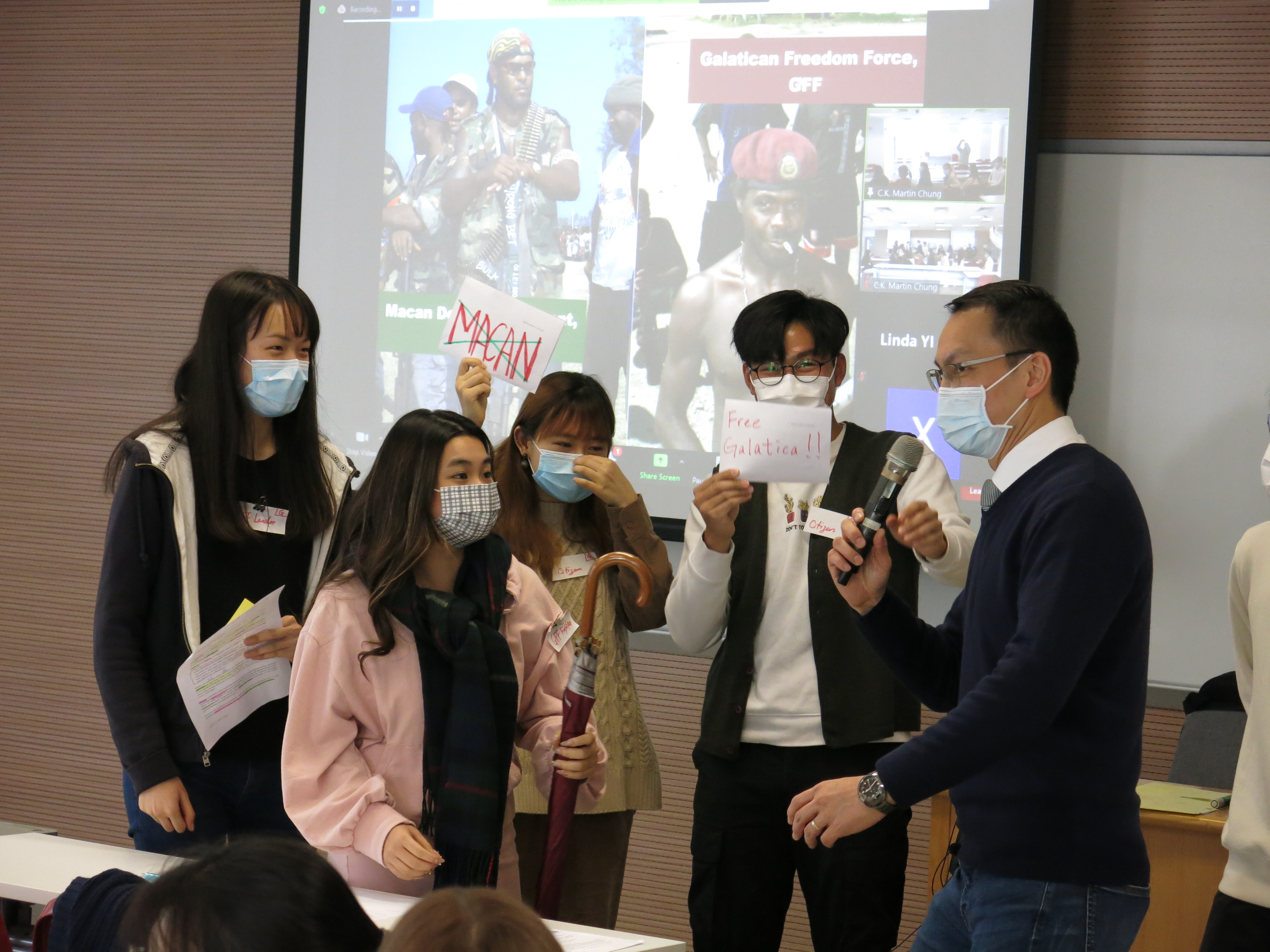 Martin facilitating a similar simulation in his class with students in Hong Kong 2021.